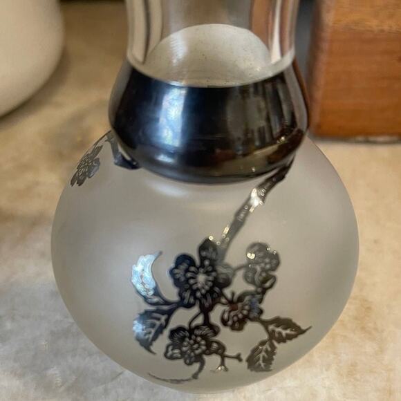 Antique Rockwell Silver Co. Flower Overlay Glass Vase 5" Sterling Silver - Picture 8 of 8